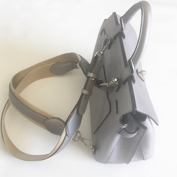 ☁️🆕 MCM ღ Twist Lock Leather Backpack ღ Metallic - Picture 2 of 8